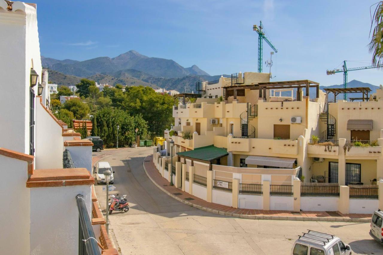 Appartamento Apt Nerja Chimenea With Ocean View, A/C, & Fiber Esterno foto