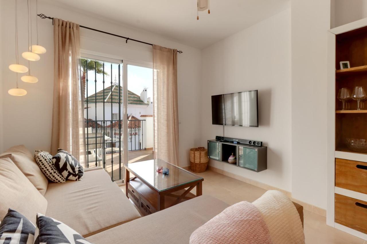 Appartamento Apt Nerja Chimenea With Ocean View, A/C, & Fiber Esterno foto